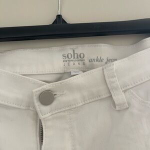 Soho style, Ankle Jeans like new.